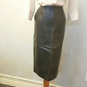 Country Road Black Midi Skirt